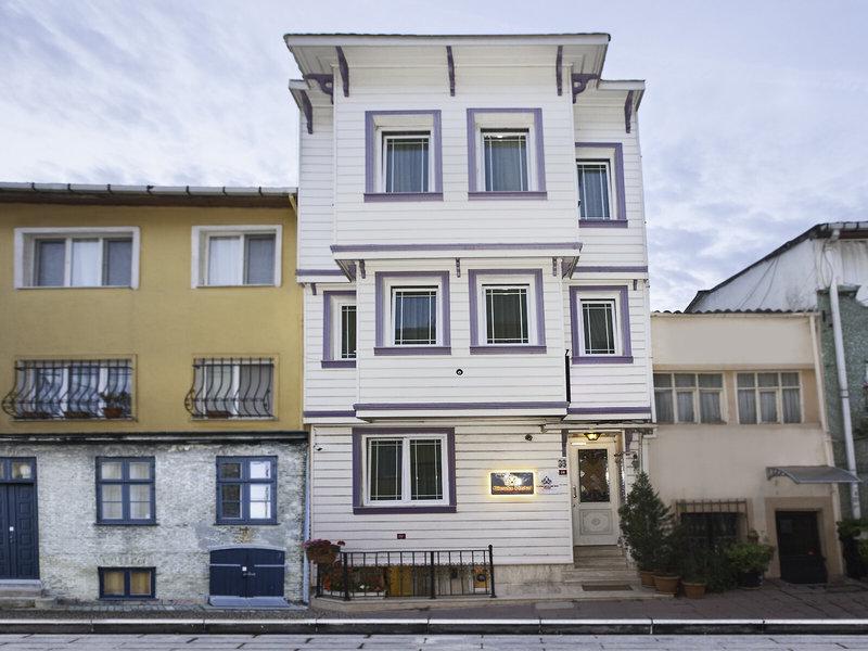 0295B9A583A639CD8AB783FBBDB84B24