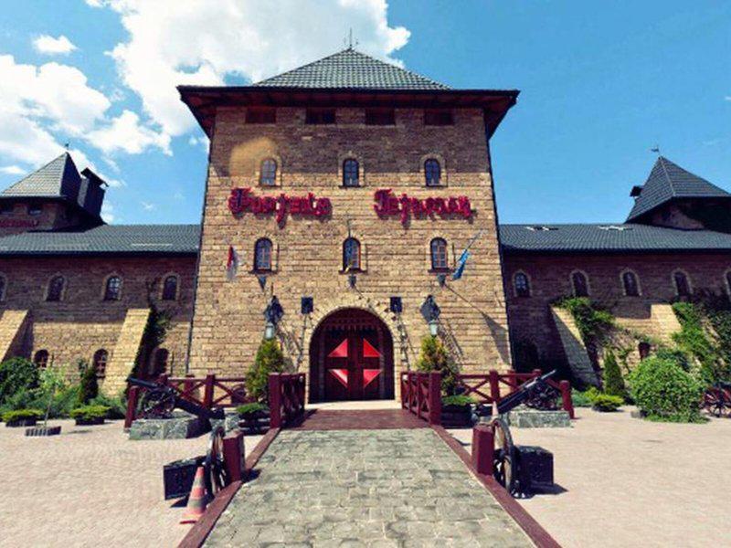 C58116258C27B584BBFACBCC90024B77