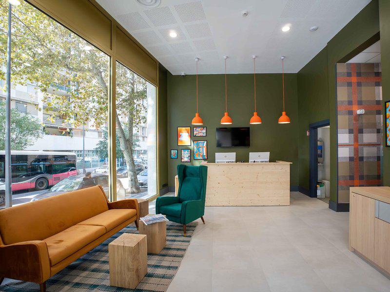 B1F505E1D7A53820D54C5AADE566E3C3