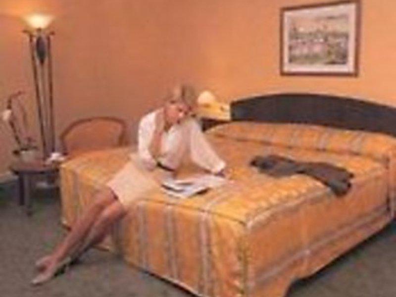 D6216A930F026075288A734B3AB90D54