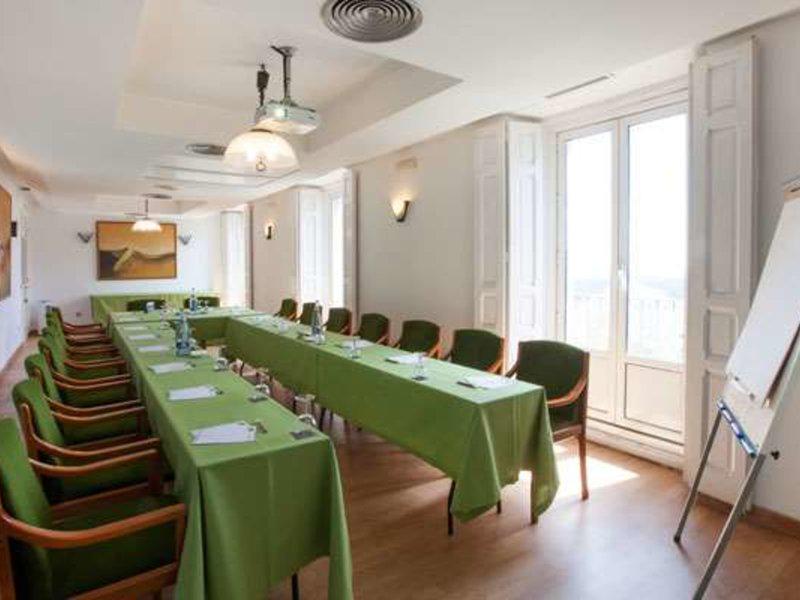 8DAC38E08AF7FFF02F1900C9B3313CF3