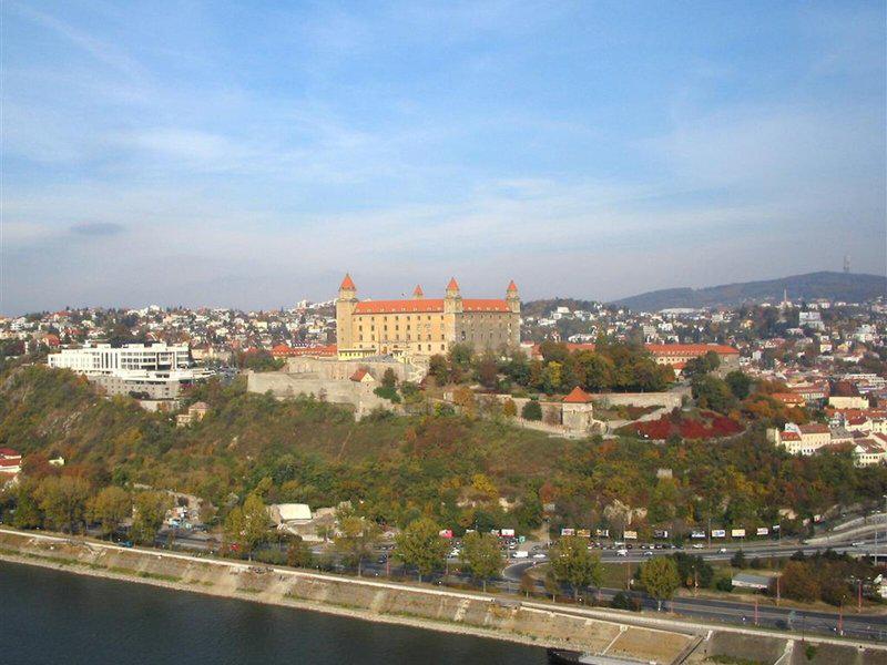 54F7677A39BC079F64707B73E260F5BA