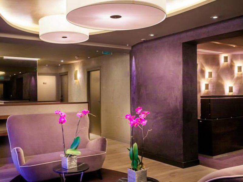 AC1F9D87018C1A4405FD6A723516A9D0