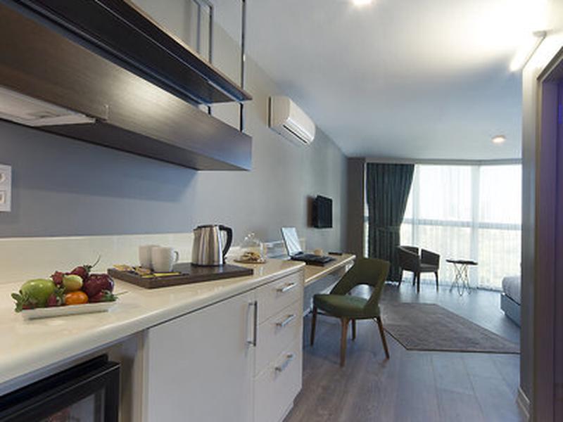 33E5188E8CA38FC72DACB2CA833C6938