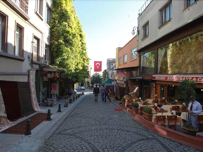 5DFA2471F0B5313209AE40E45D255FF5