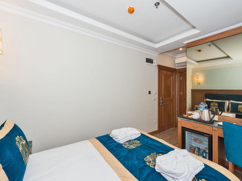 12435E76872E5327FDC975C165A0E5E0