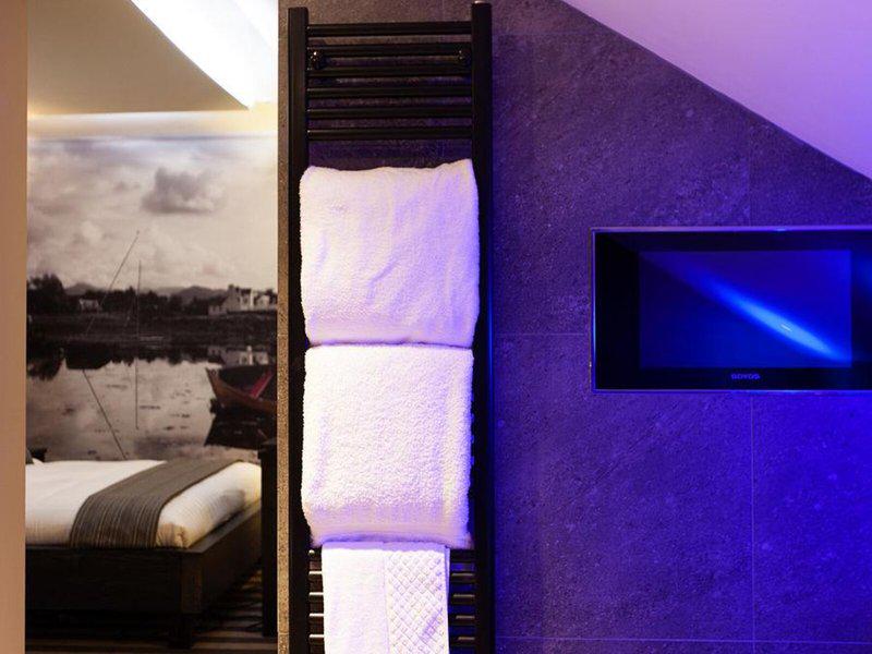 30C3D48CB09020E906BFBF195026CA8F