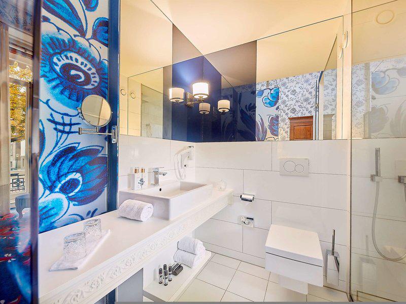 7299D456DE14A0DB3454D736A8B21D07