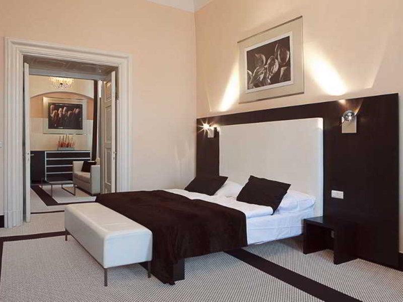 BE063AF73A5C6BBD575824940CE0F766