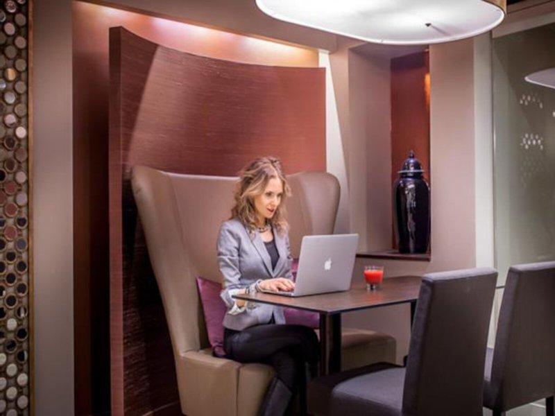 03E20FCB7213BEDD2621705BFA0989EC