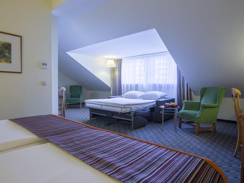 862542AB80A4812251BAD6E33202C87A