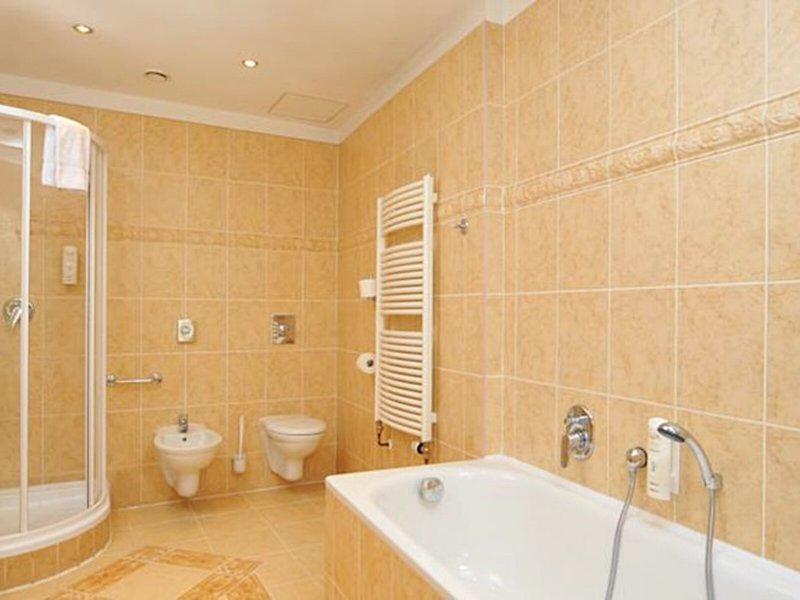 952959E1711672FBCAB154A48B971B40