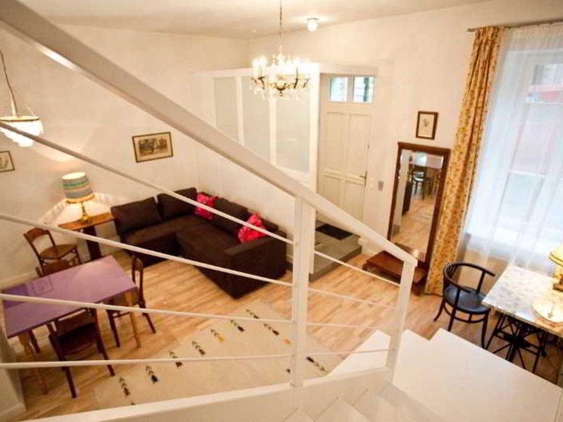 196154F248FE58AC2BAEFCD65BE7906E