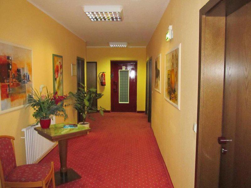 2B77EDC16012864A27655D7A17F8BD45