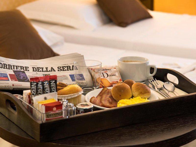 25EA8233B0AF93D69B904B1979B9E0D0