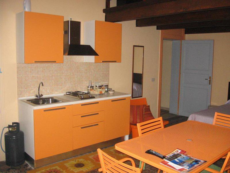 DE1567EE2CB63925AF8B64A894DB5450