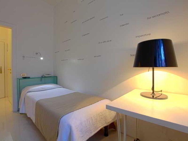 114276DFAF54A1928307C11DD3F52BD0