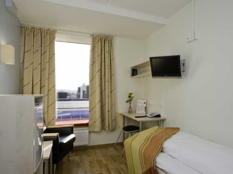 C71712E99A7AA8954C49811FA0BB0BCB