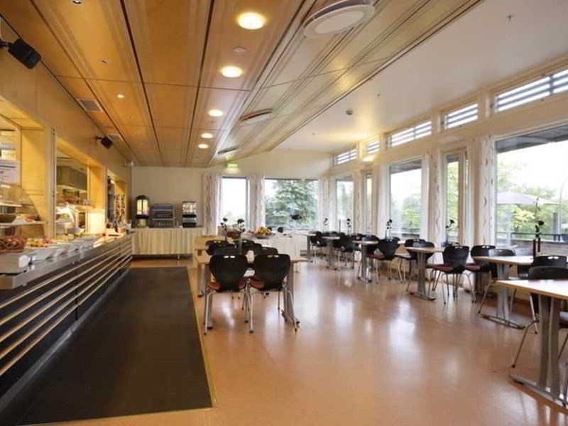 F6D5C18C6184818CAF420AA3D48B1DAB