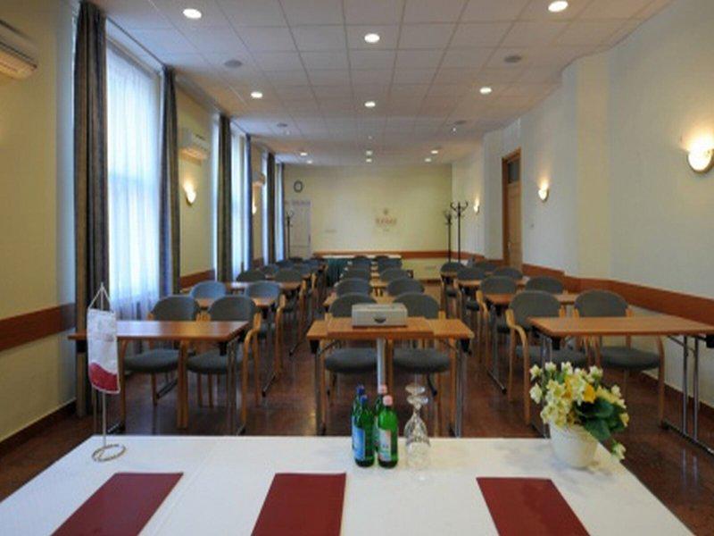 89424698E6CCA063D78B98756A3ACA5B