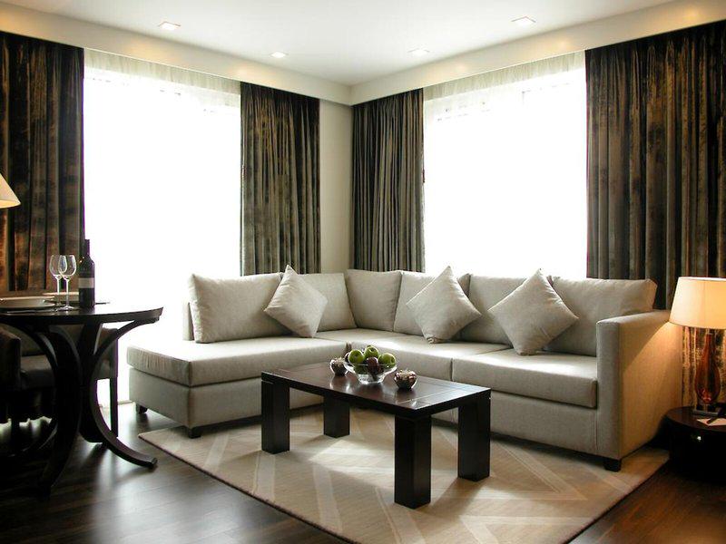 16B01670FB2E4C1EFDE5EB755B25CD3D