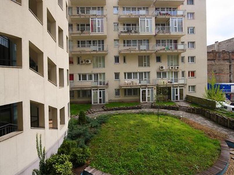 E7CC4E33D3A865C3109EE6D8CBA1E61C