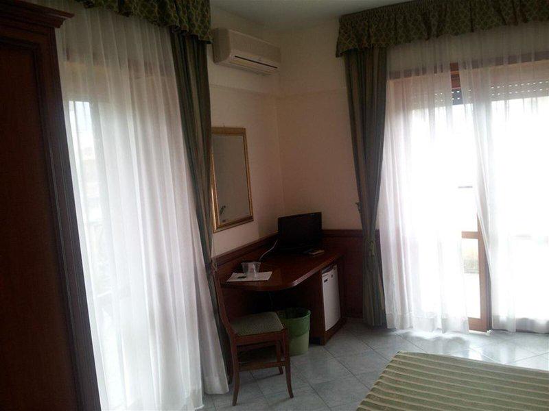 D5891D44FEB2E47C335E3C6FA6C6B6A8