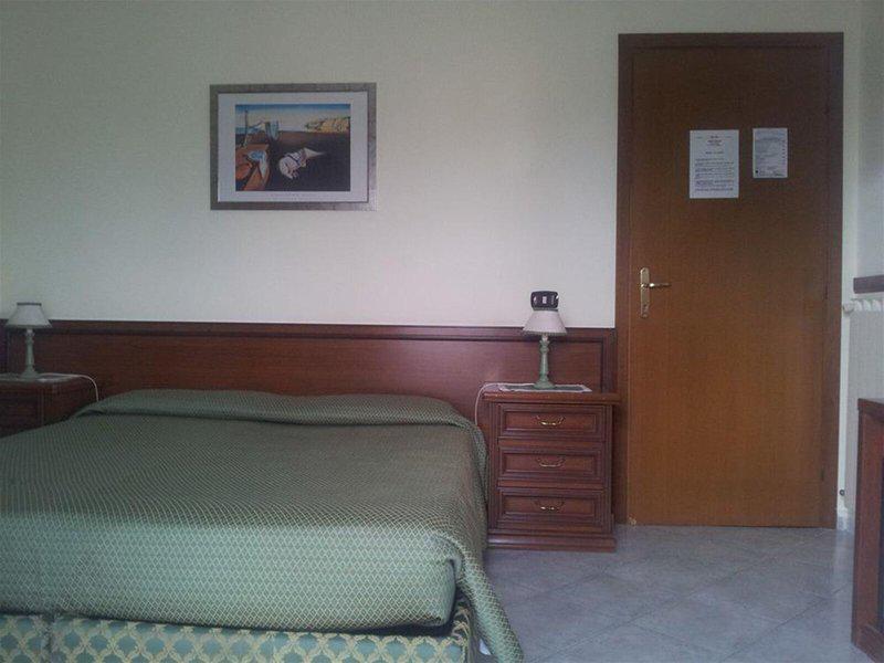 E78D2A5FEAEA2FF6339271E0035B2ADB