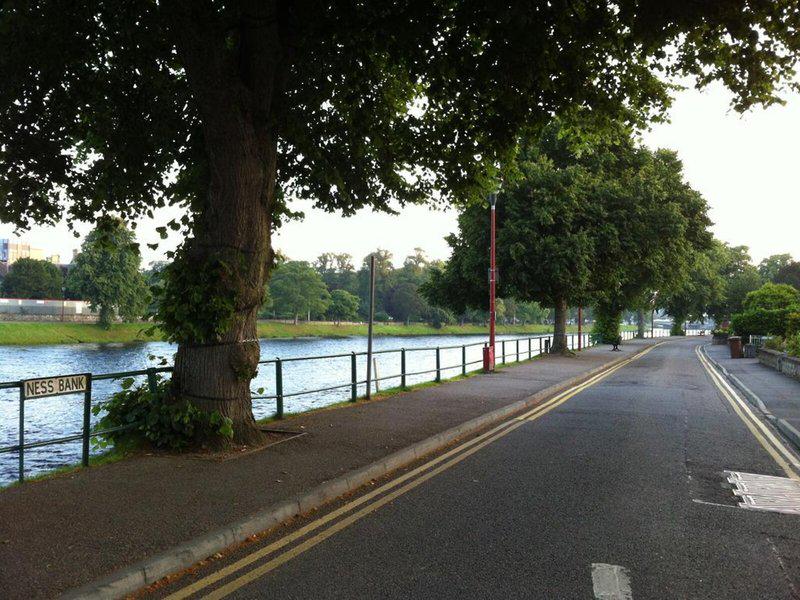 221C93AC19B9BE75170909F992588113