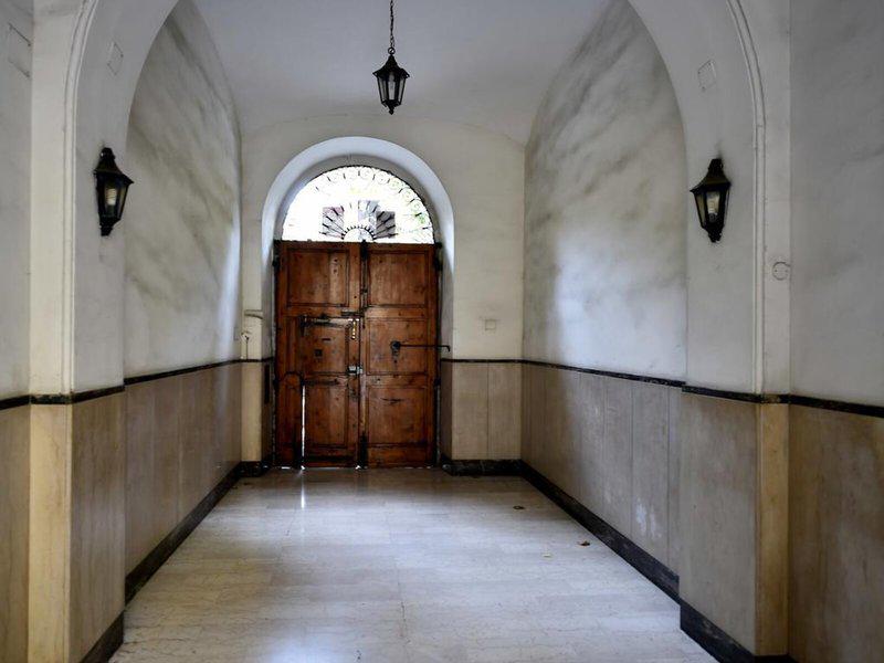 DCDF676308EE5AD440DEF3F91625C112