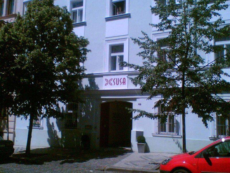 B0FE843A15892C7C71C4D9765BBE2F66