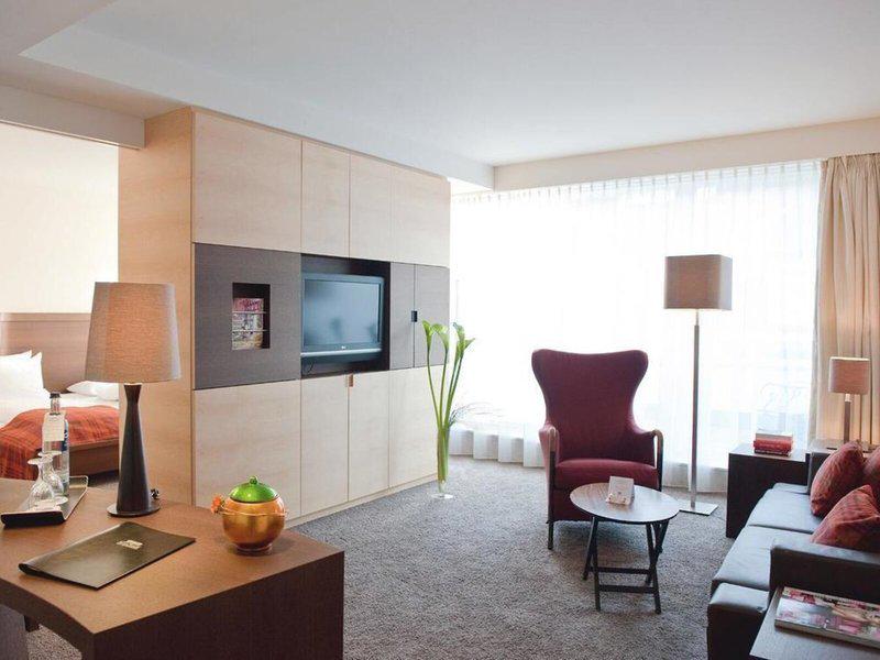 81FA05B89CC9AF1CC0805DC4AD78A34B