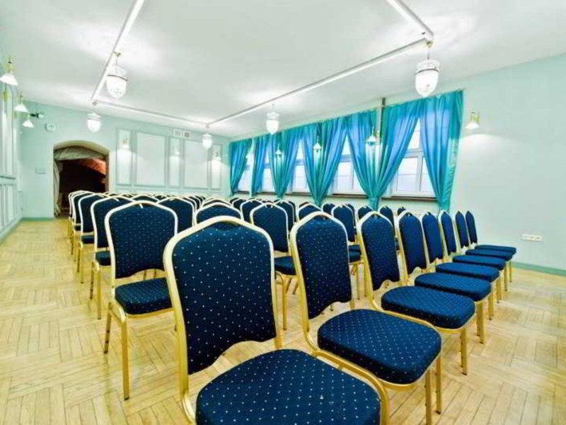 EDD969AFB5580EAFC8BA0439D0CC8753