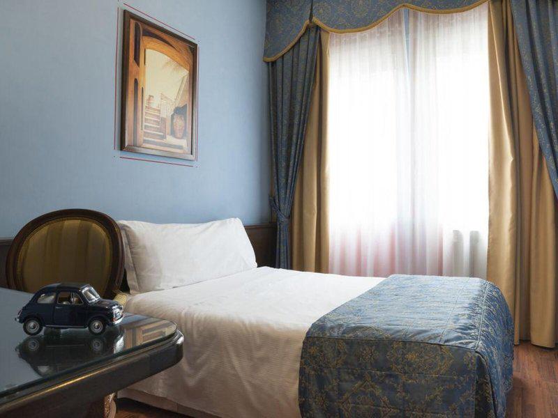 8C0CBA8FF07A3A77D5686D798153B5DF