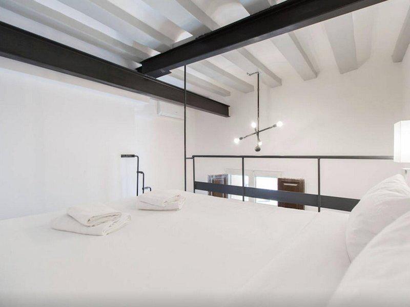 F05175BD3A8EAD41F29A0BB4311FBECB