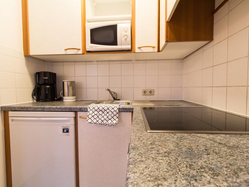 5A11CEA25CD1F5C02ADE596398486589