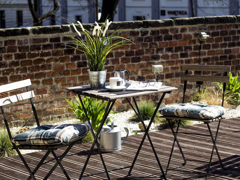 4D3ADE0755396954529D1A03B1263CBB