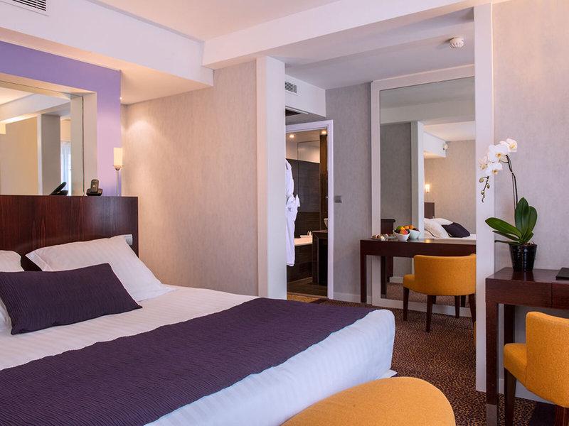 C4DA3041C3DED0DA2C2E967D76301C74