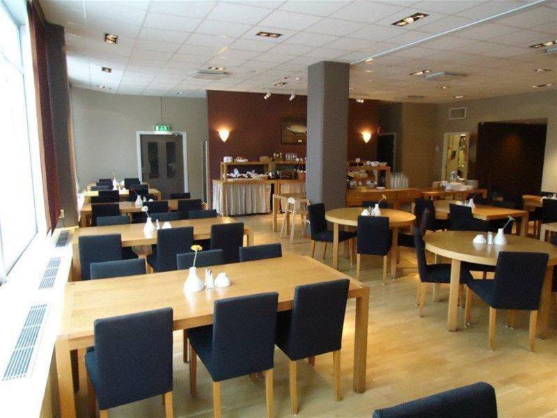 C7CB87777C7ACE033C5416707421D916