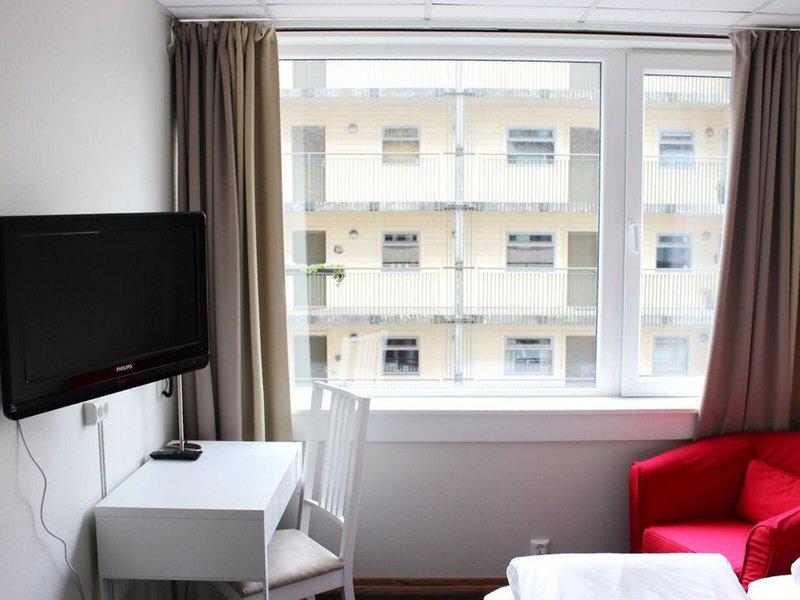 66129D30A2B0657808C359F5C9E8641B