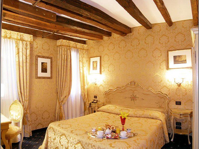 FB03BA79E508B5460BD68BA98498E61C