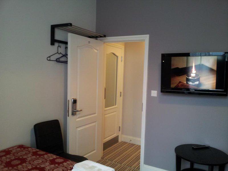 1DEB010C7231F5D34A7CF52DA1A30879