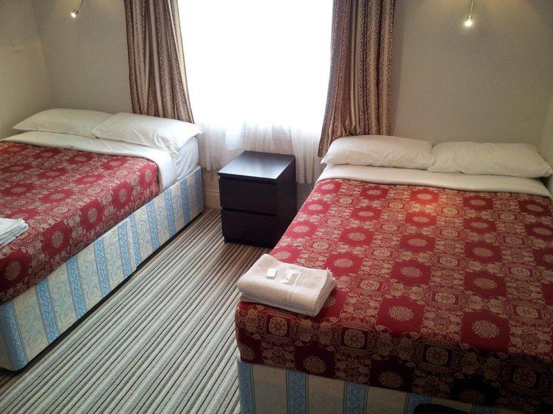 E066E1FEB7FC273DB8D676C16DDD9E7B