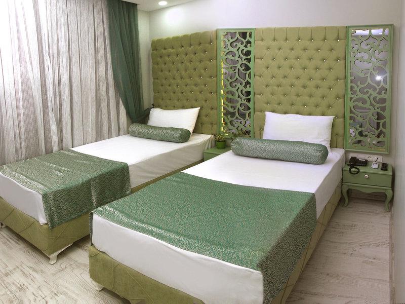 8C2DF4472D2B383E02EA412131FFB404