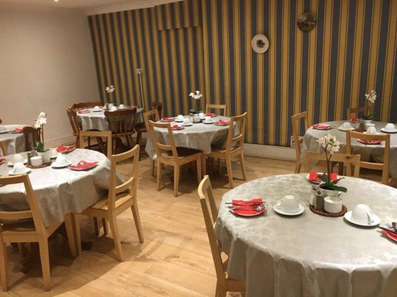 0FF27829E0C44C65E312BA7E414F340B