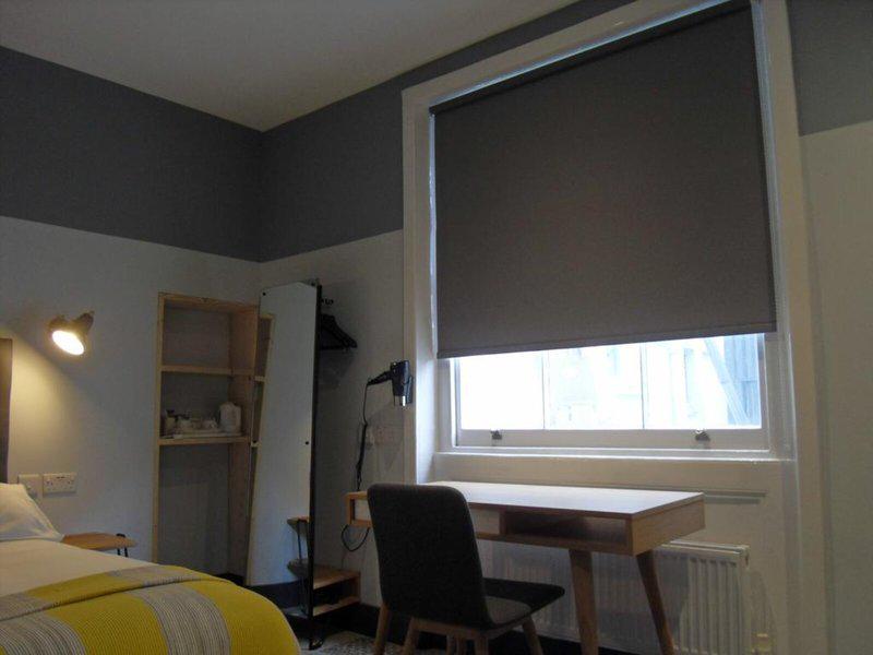 1934A28FD61FA7B0095D97A35CBE32AE