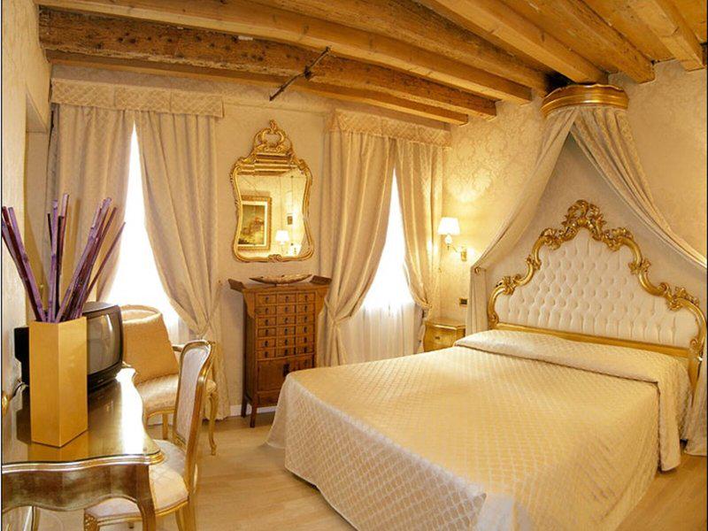 7A97AB0A18D8FD5CB1CBB90942B8AA89