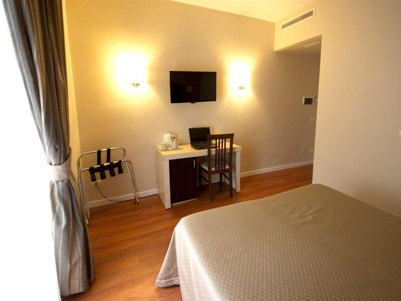 2BEBA98C0FEE43D52FD226A9206BB2AD