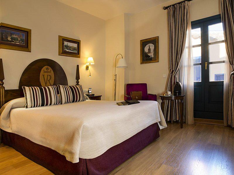 C25E6EA2452F88E786C16A0C7BB060B6