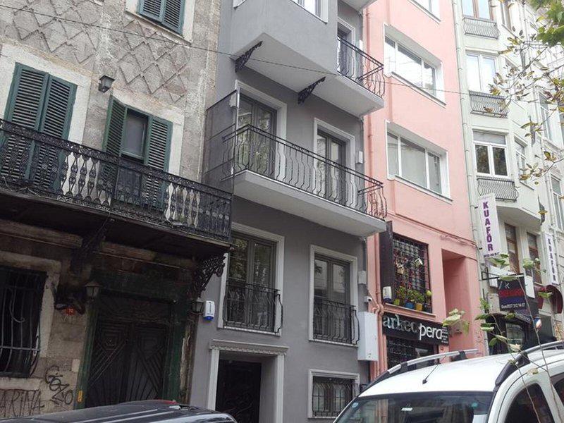 A7CC26F65B9466CD9CD8524E6853E23D